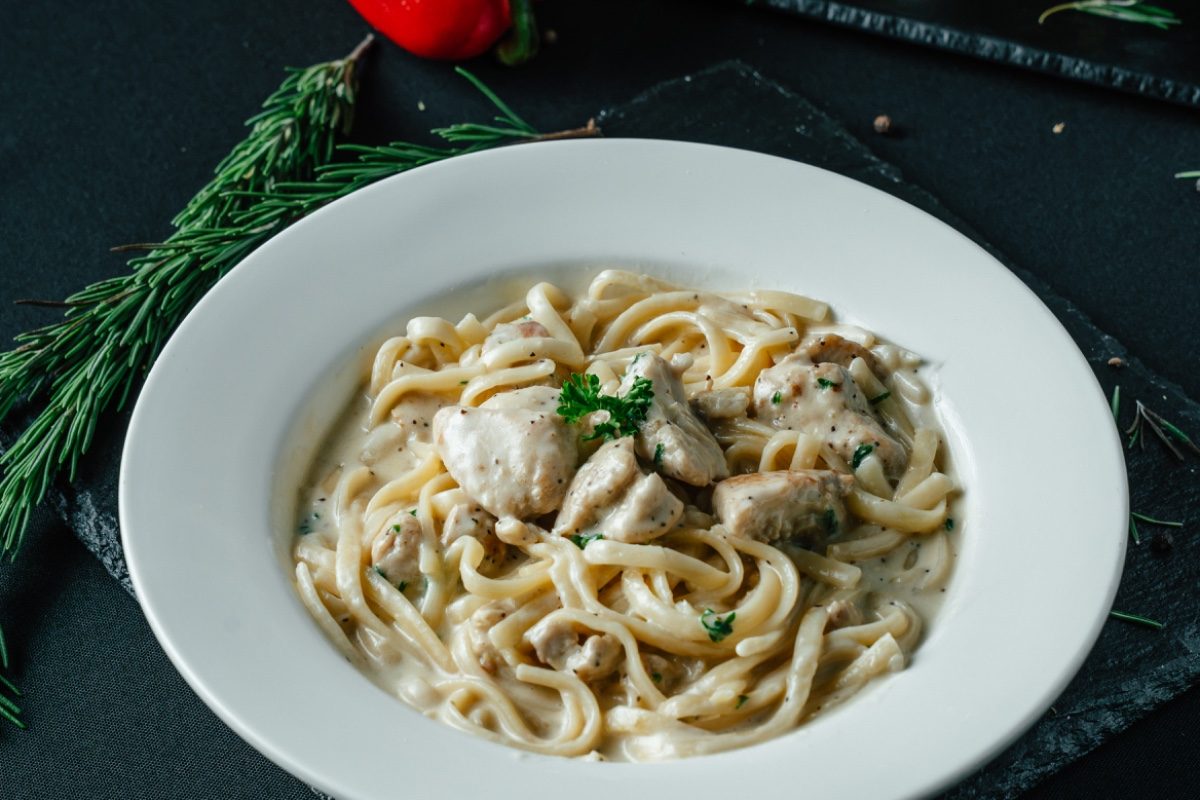PASTA ALFREDO