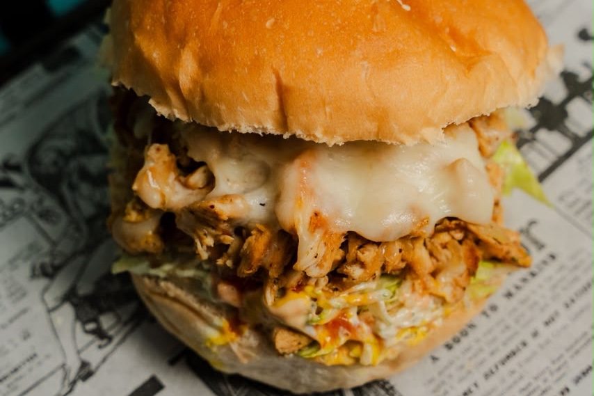 Hamburguesa Sencilla de Pollo