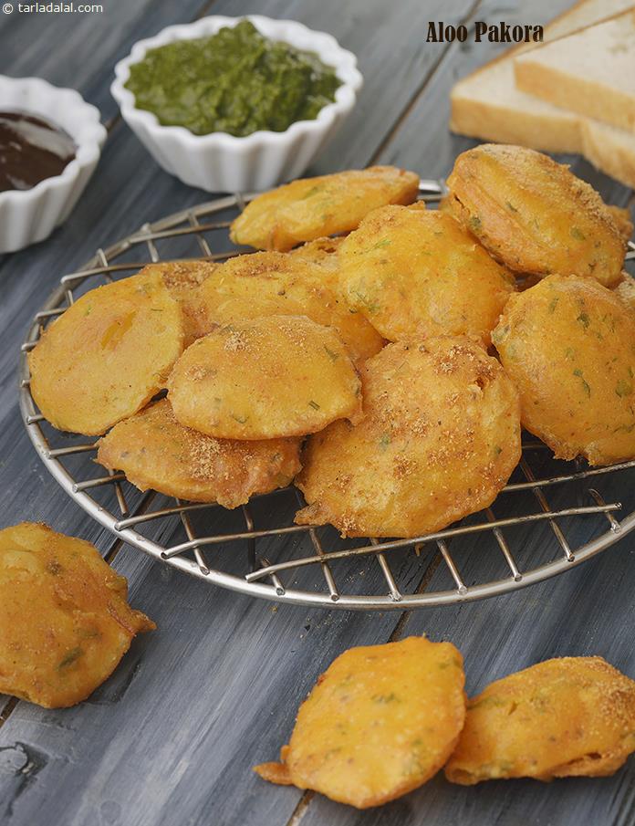 Pakoras (Veg / Chicken / Mix)