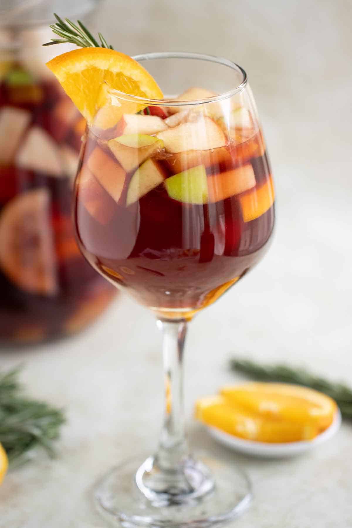 Sangria (1 serving/glass)