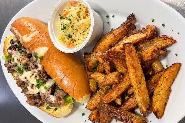 Steak & Cheese (Sandwich)