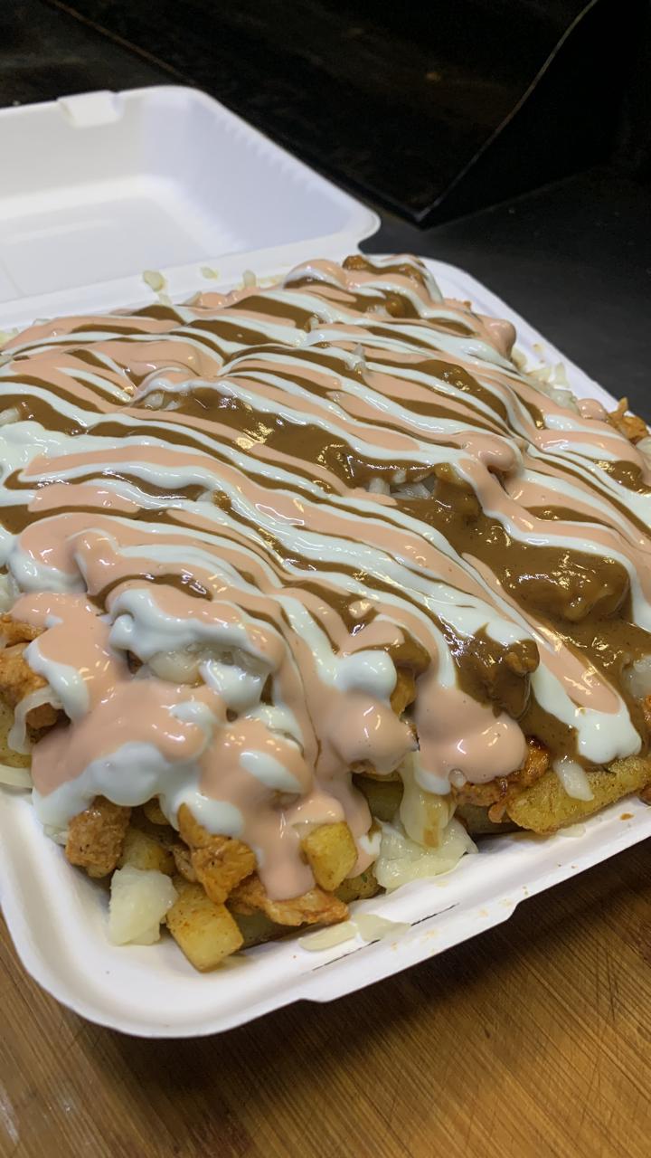 LARGE MIX BASKET(STEAK, CHICKEN, HOTDOGS)