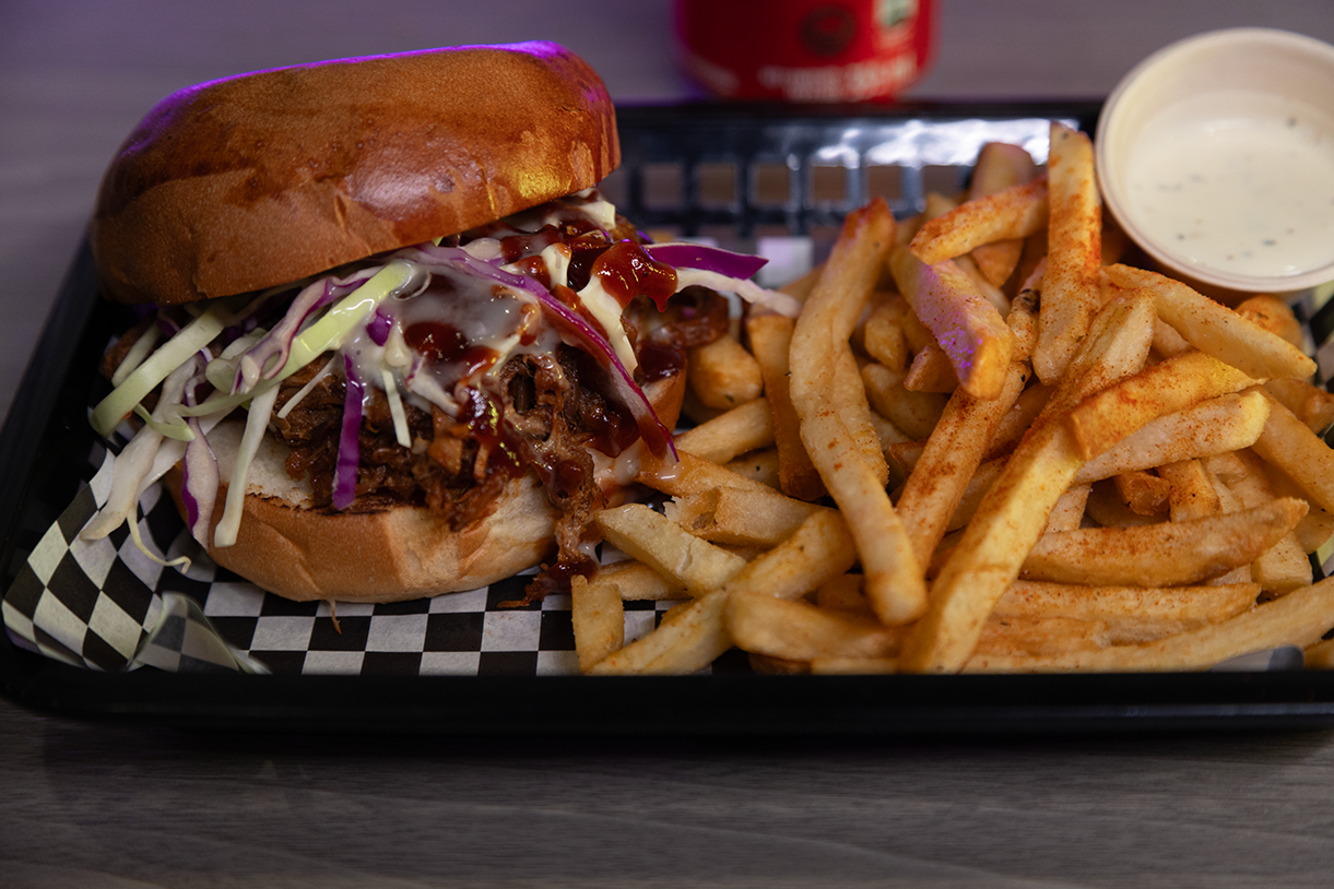 Smokey BBQ Pulled Pork Burger Basket